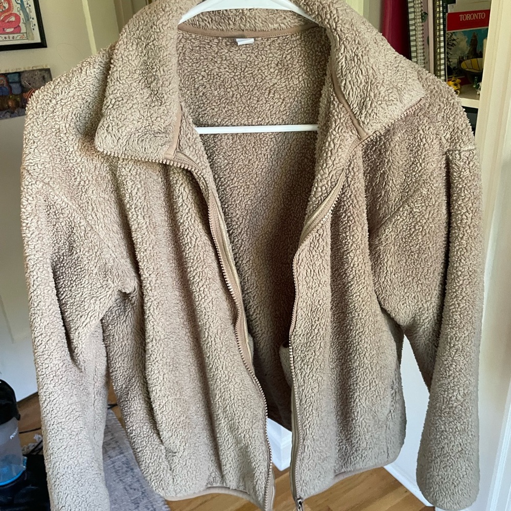 Uniqlo Beige Teddy Jacket - Picture 3 of 7